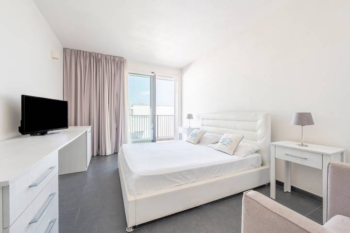 Appartamento intero, Camera 'Case Vacanze Otranto - 11' con Terrazza Condivisa, Wi-Fi e Aria Condizionata in Otranto, Otranto e dintorni