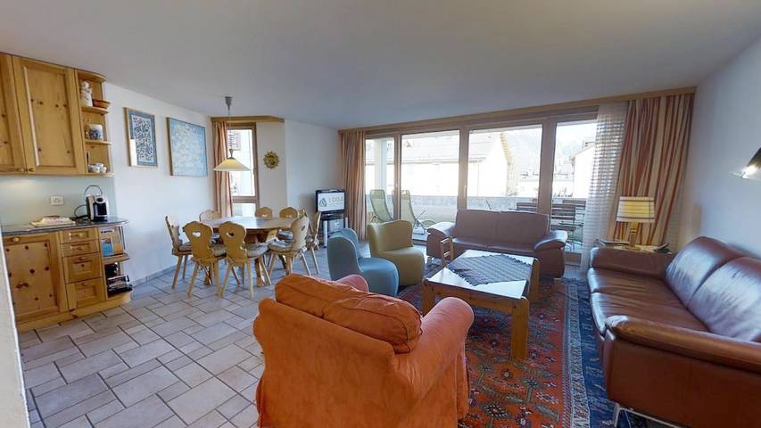 Ferienwohnung für 8 Personen, mit Terrasse und Garten sowie Ausblick in Celerina