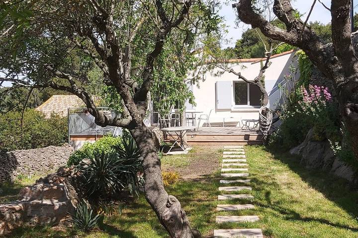 Ferienhaus für 4 Personen, mit Garten und Ausblick sowie Seeblick in Frankreich - 4