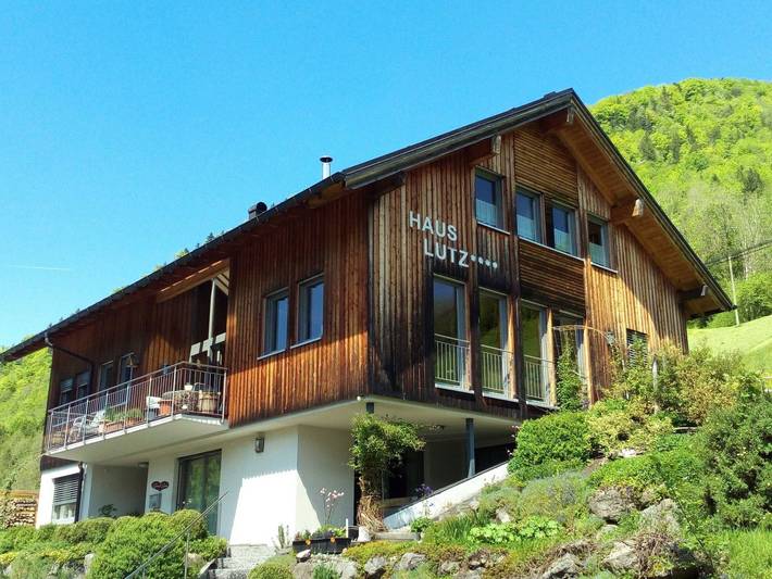 Ferienwohnung für 3 Personen, mit Terrasse und Garten in Mellau
