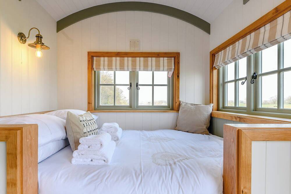 Shepherds Hut Retreat in Wiltshire