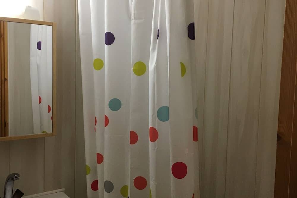 Ganze Wohnung, Studio, at the foot of the Belle Plagne slopes, sleeps 4, wifi included. in Belle Plagne, La Plagne-Tarentaise