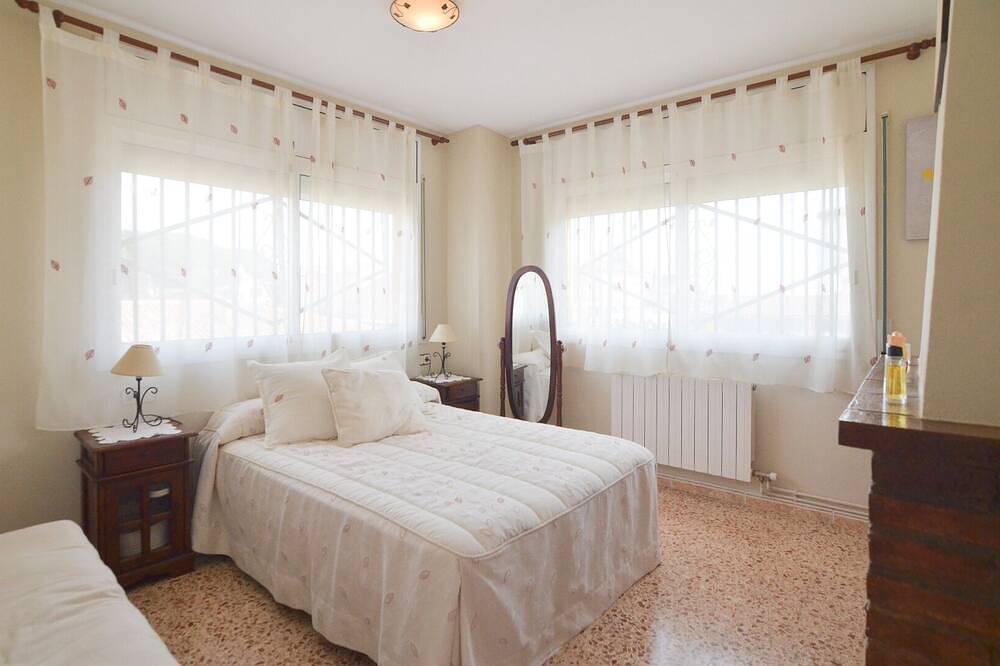 Club Villamar - Clubvillamar Villa Rousa in Fogars de la Selva, Barcelona Province