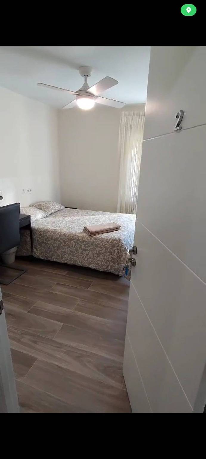Room for 1 people - 1