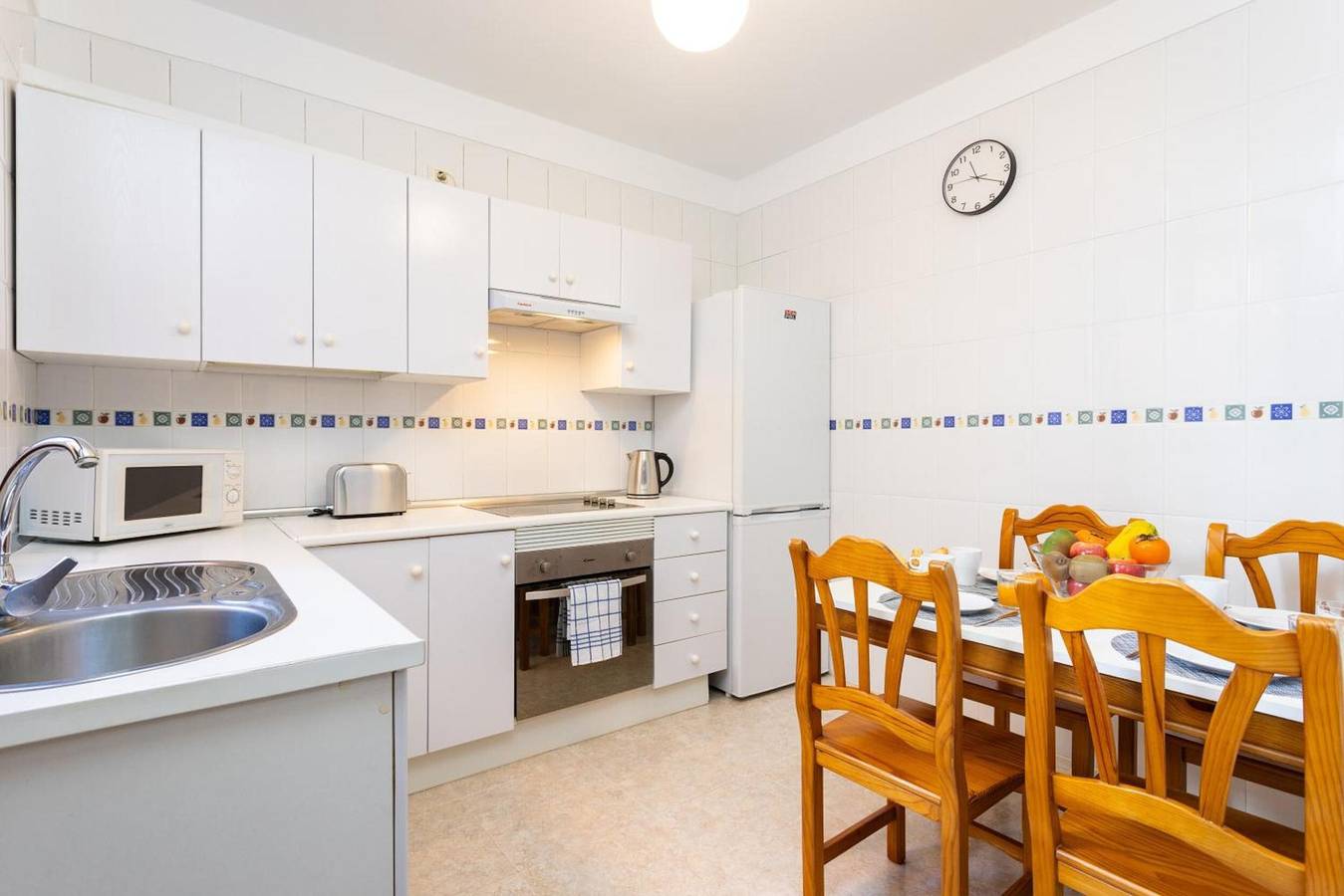 Apartamento Vacacional 'Tenohomes Cálido y Cómodo' con Terraza Privada, Wi-Fi y Aire Acondicionado in San Bernardo, Los Silos