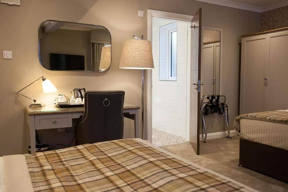 Deluxe Family Room at Lochiel Villa Guesthouse in Fort William, Highlands