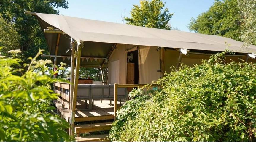 Gîte pour 4 personnes, avec vue ainsi que jardin et piscine à Margouët-Meymes - 2