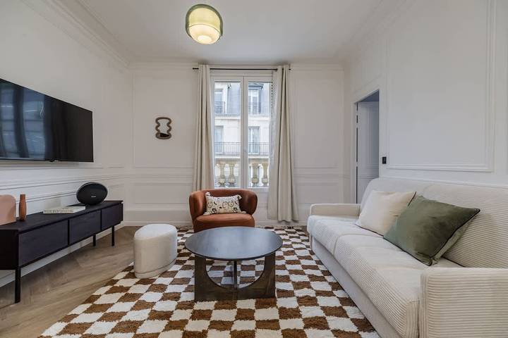 Apartamento entero, Apartamento de vacaciones para 6 personas con jardín in Torre Eiffel, París