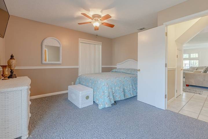 Vacation house for 12 people, with balcony and yard, with pets in Florida-30A