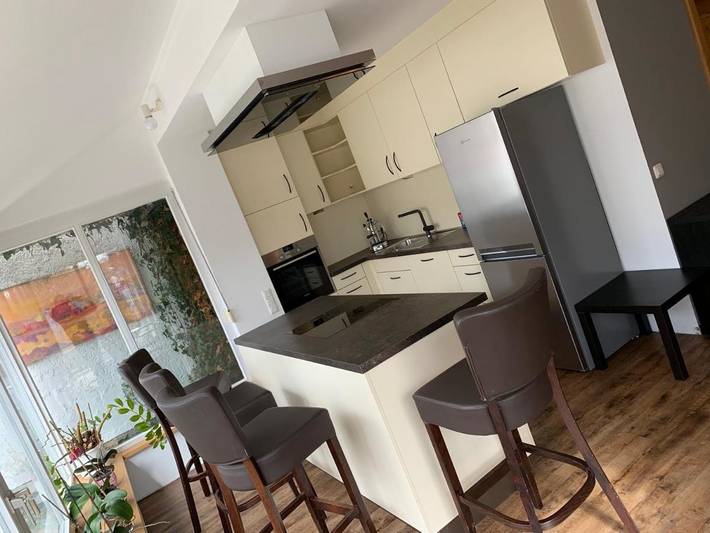 Hotel für 4 Personen, mit Terrasse und Seeblick sowie Ausblick, mit Haustier in Münchner-umland - 2