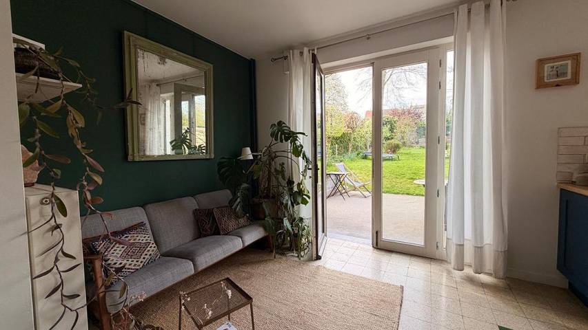 Location de vacances pour 6 personnes, avec terrasse et jardin, animaux acceptés à Braine-l'Alleud - 4