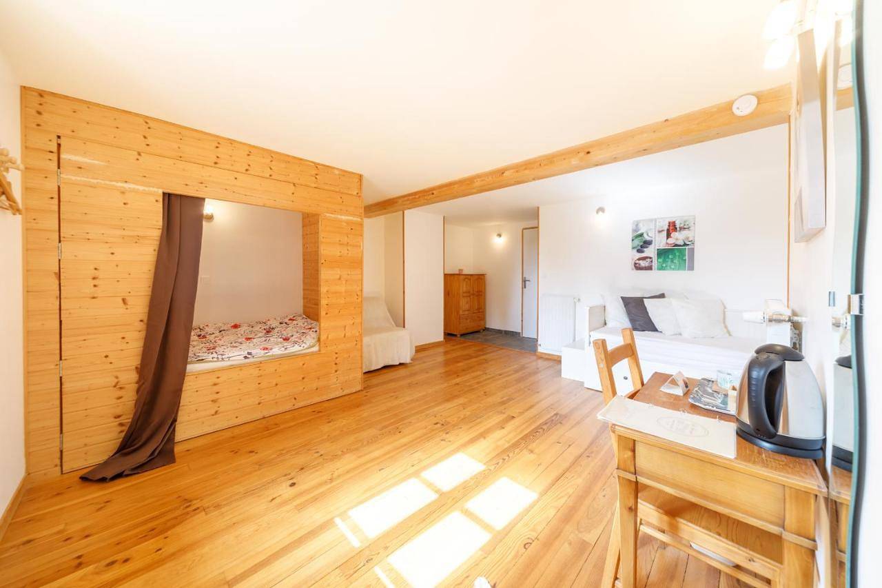 Double Room with Mountain View in Grandrif, Région d'Ambert