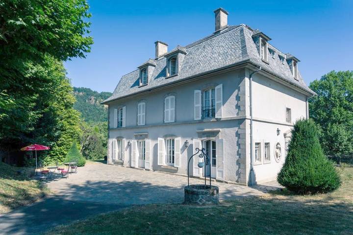 Chambre d’hôte pour 2 personnes, avec vue ainsi que piscine et jardin