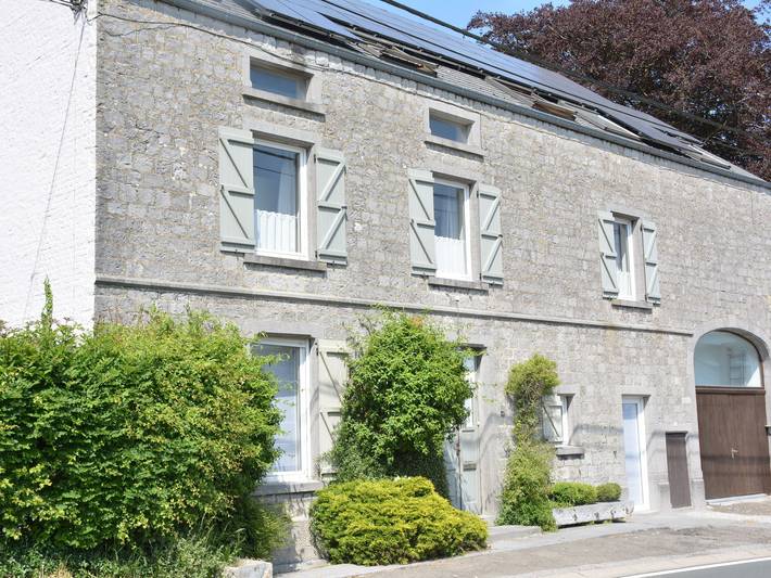 Maison de vacances pour 22 personnes, avec Terrasse et Jardin à Anhée