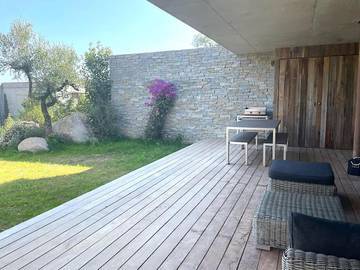 Gîte pour 6 personnes, avec sauna et jardin ainsi que piscine et vue dans Plage de Fautea