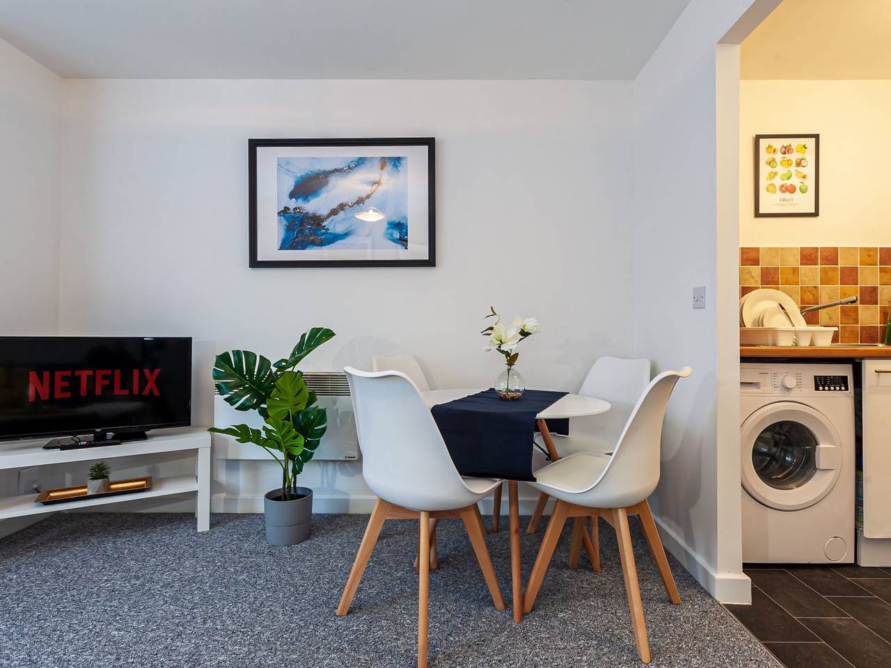 Entire apartment, Stilvolle, schöne Wohnung mit zwei Schlafzimmern in Coventry, Birmingham Area