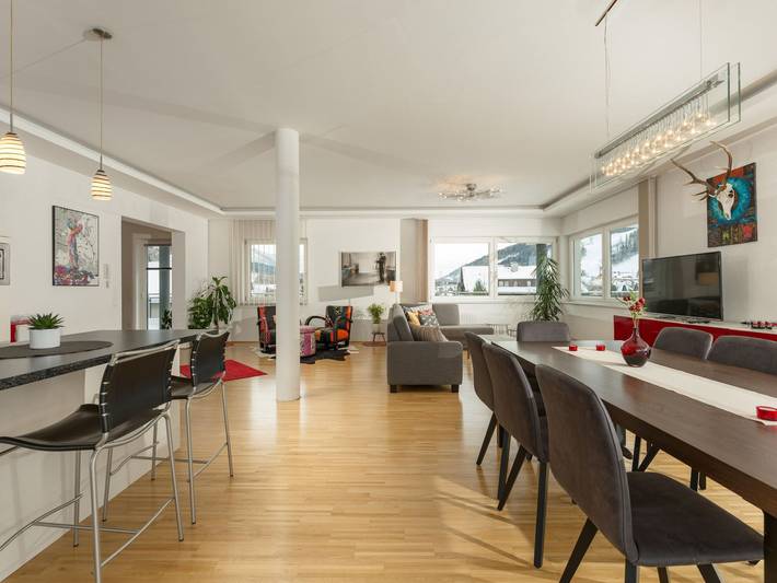 Ferienwohnung für 4 Personen, mit Balkon und Terrasse in Schladming