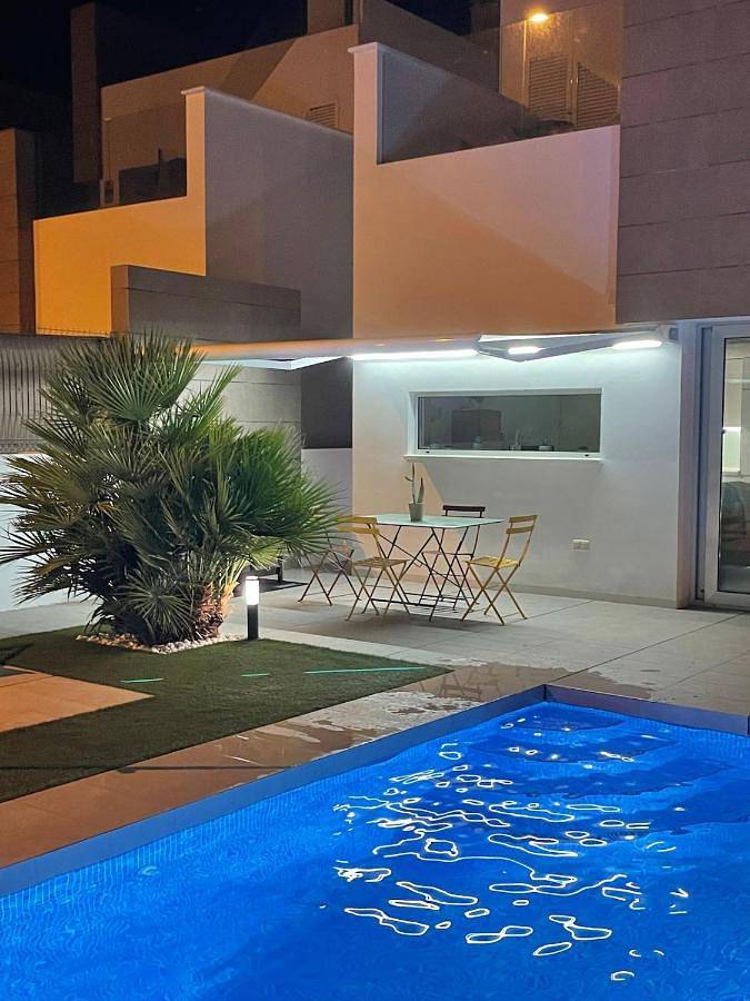 Casa rural para 6 personas, con piscina y jardín en Guardamar del Segura - 2