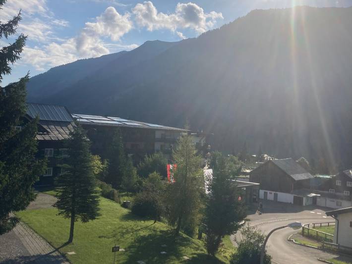 Ferienwohnung für 2 Personen, mit Garten und Terrasse in Mittelberg