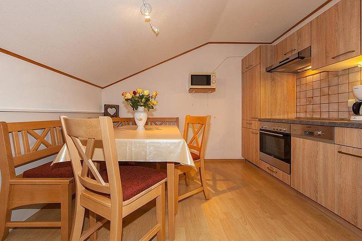 Ganze Ferienwohnung, "Nr.6" Fewo/1 Schlafraum/Dusche, Wc in Krün, Bayerische Alpen