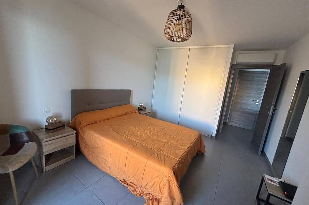 Geheel appartement, Staand appartement gezien op zee in Propriano, Sartène en omgeving