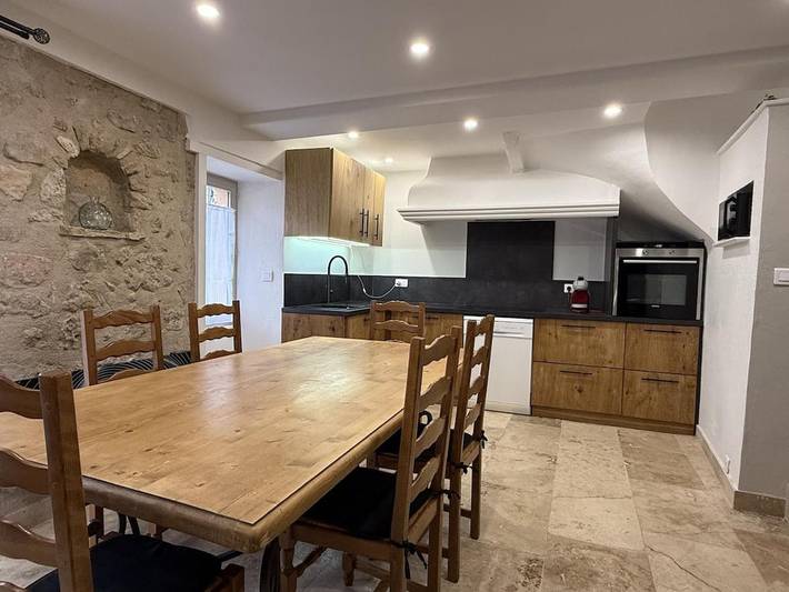 Gîte pour 6 personnes à La Bastide-des-Jourdans