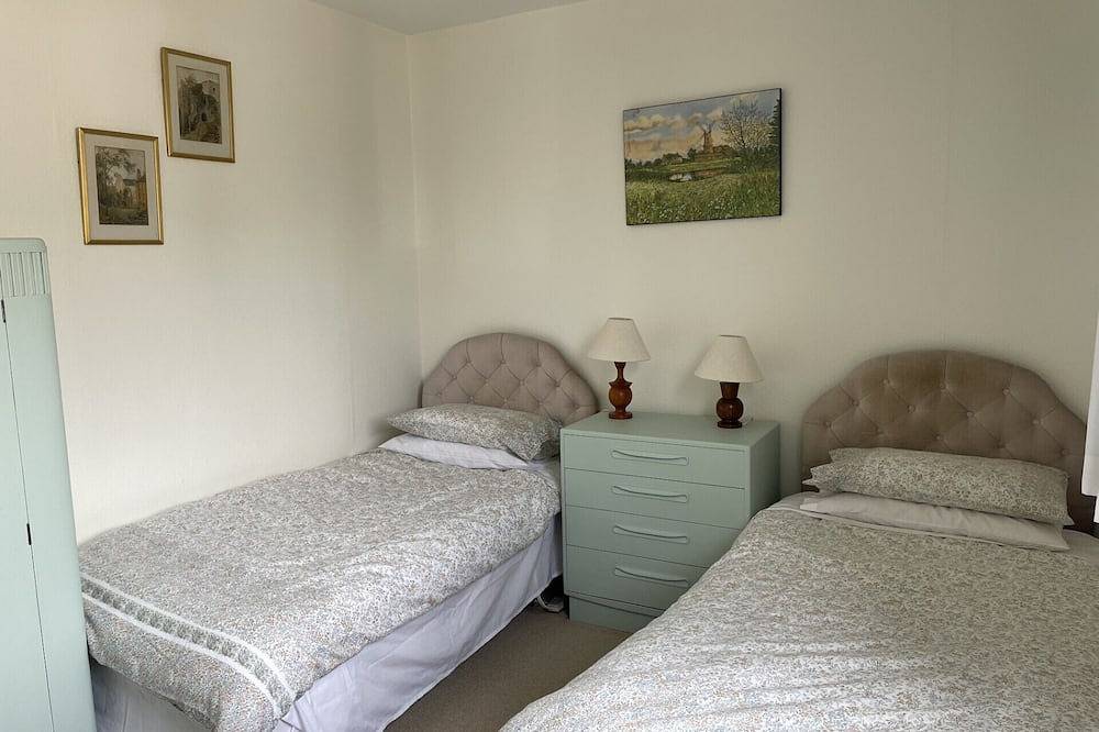Central location, Its our home away from home unique, cosy and charming. in Boat of Garten, Cairngorms National Park