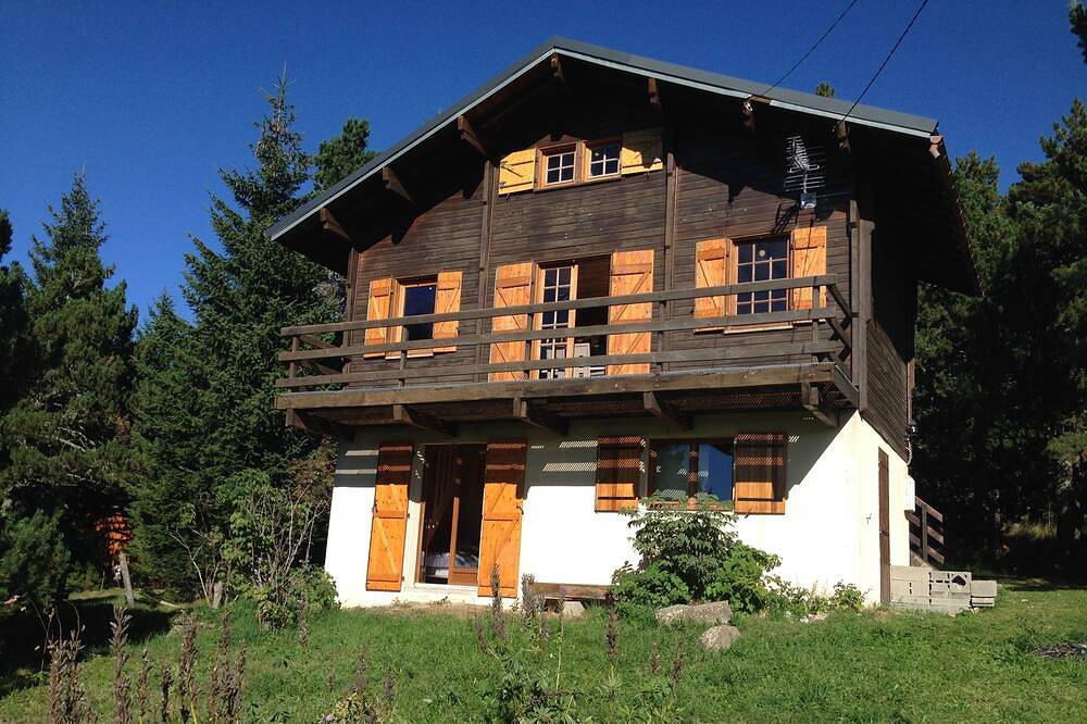 Chalet pour 6 Personnes dans Matemale, Pyrénées