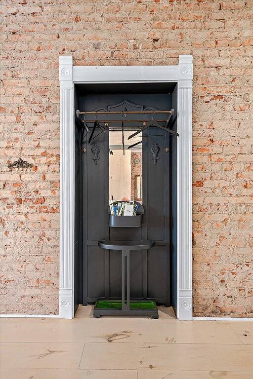 Ganze Wohnung, The Demi-Lune. An urban space with small town charm! in Hendersonville, Henderson County (NC)