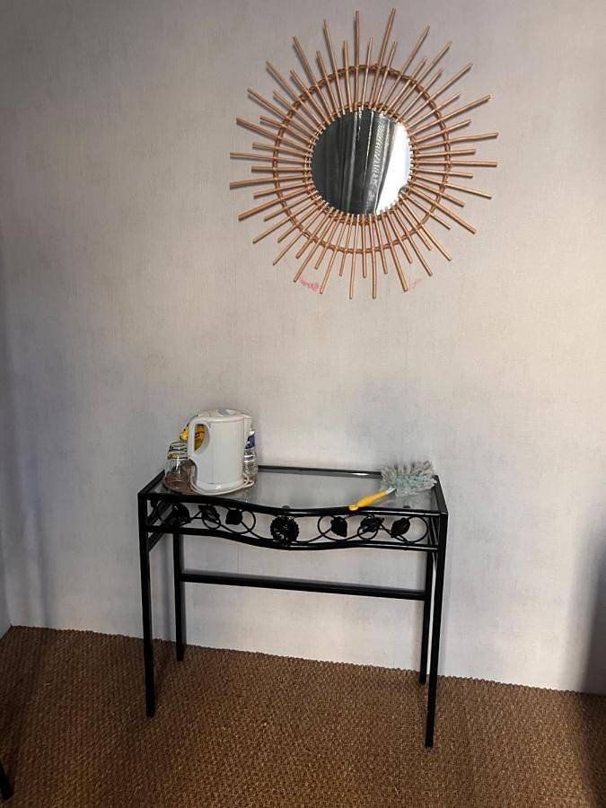 Double Room in Monpazier, Périgord Pourpre