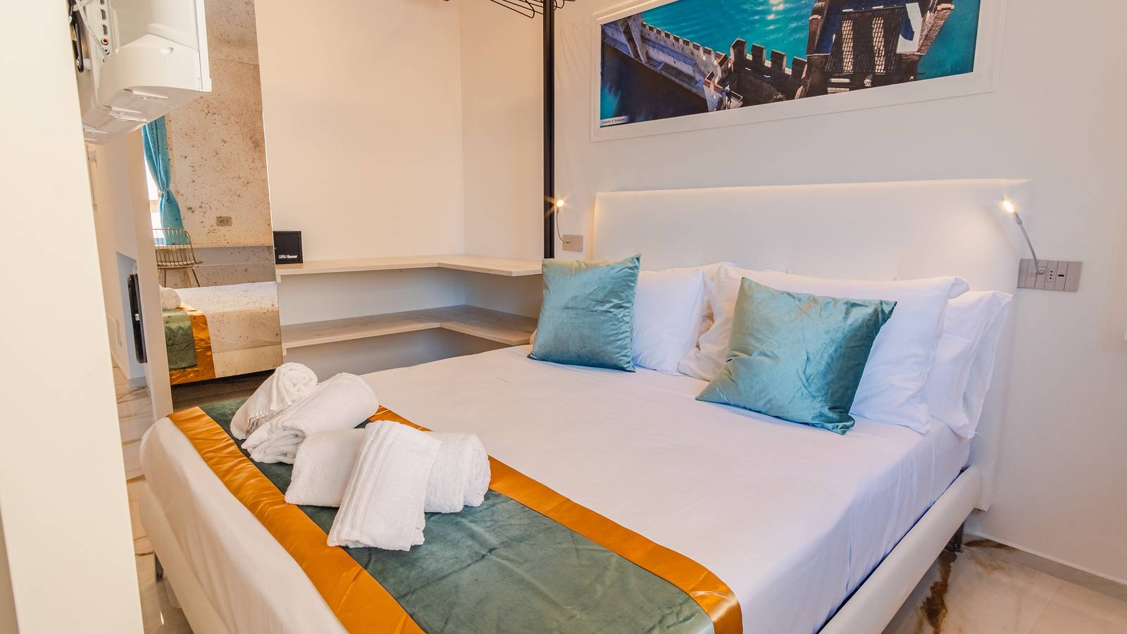 Appartamento intero, Appartamento vacanze per 3 persone con vista lago in Sirmione, Prealpi Gardesane