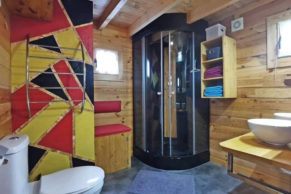 Chalet vue mer en Bretagne : plages et sentier Gr 34 à 150 m. in Plouarzel, Région de Brest