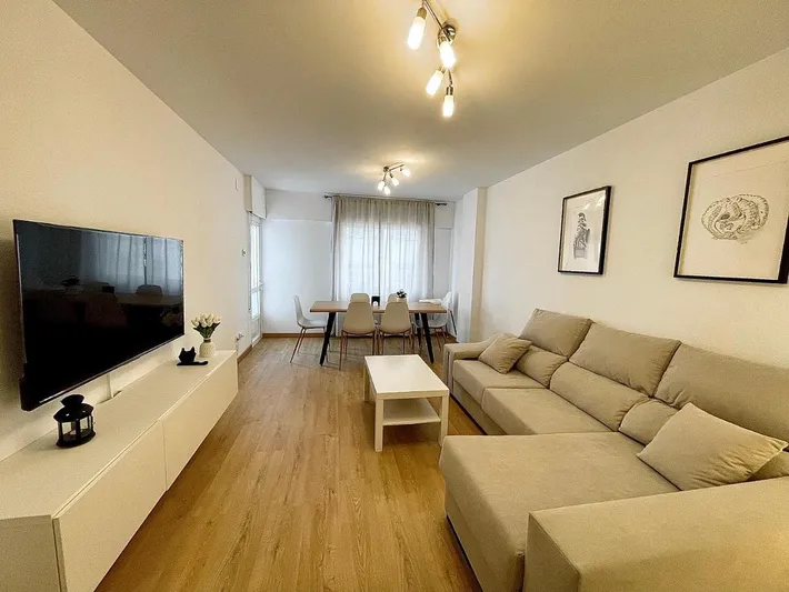 Apartamento de vacaciones para 6 personas, con balcón - 1