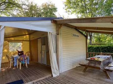 Camping pour 5 Personnes dans Terrasson-Lavilledieu, Périgord Noir, Photo 1