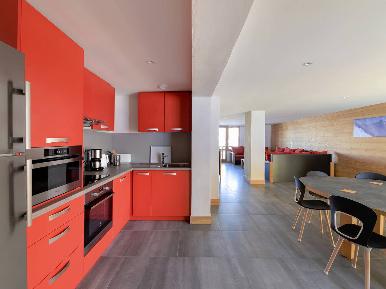 Appartement entier, Appartement rénové près des pistes avec espace bien-être et parking in La Plagne, Bellentre