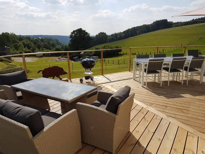 Gîte pour 6 personnes, avec vue et jardin, adapté aux familles à Rochehaut - 2