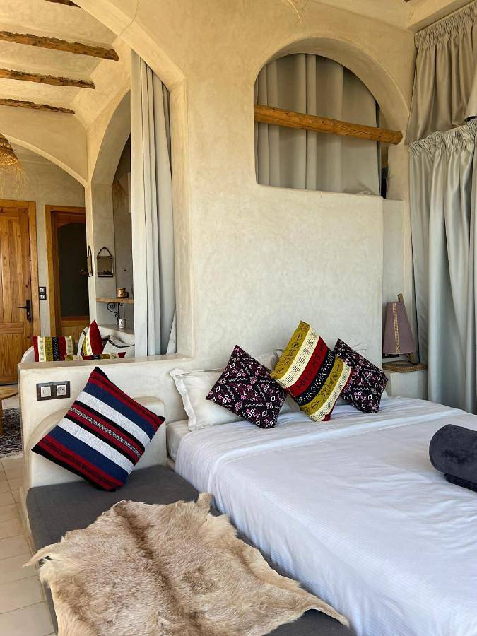 Chambre d’hôte pour 3 personnes, avec vue et terrasse