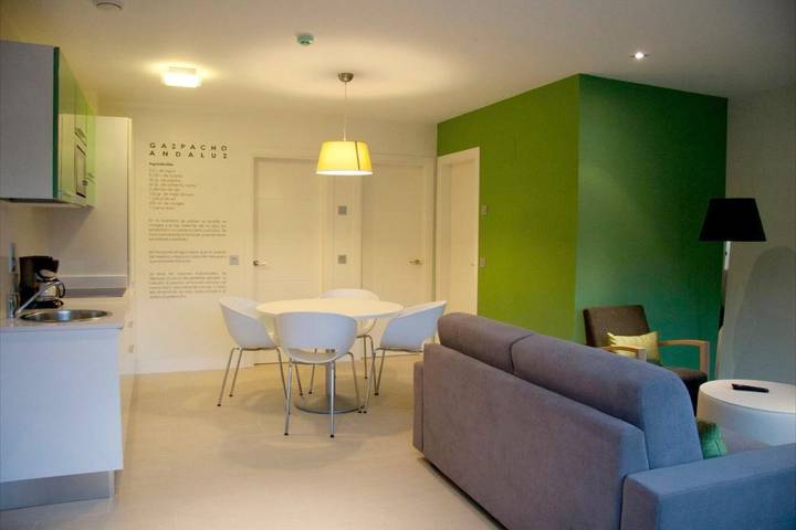 Apartamento de vacaciones para 6 personas, con vistas y jardín, Se admiten mascotas en Montaña Central - 2