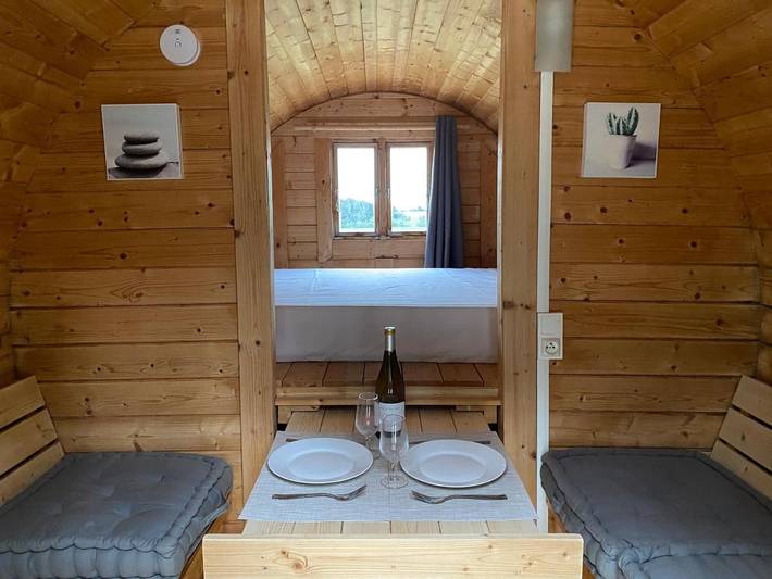 Tente pour 2 personnes, avec jardin et piscine ainsi que terrasse et vue dans l' Aude - 4