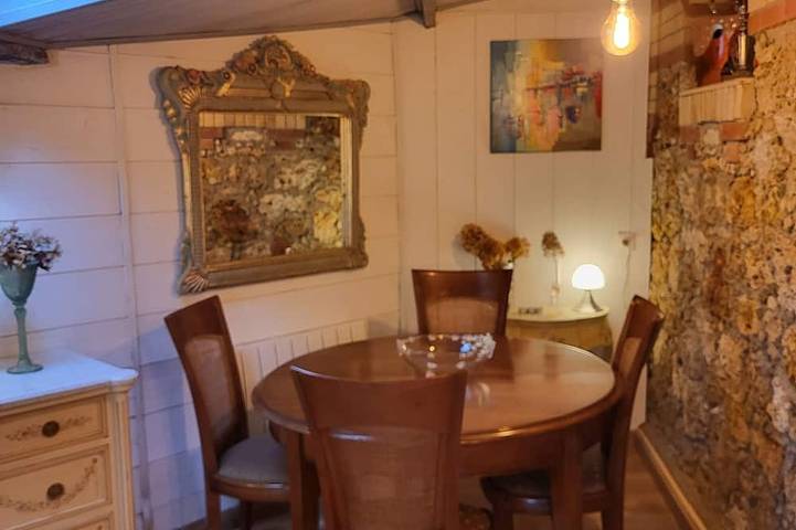 Maison de campagne pour 2 personnes, avec terrasse et jardin, animaux acceptés dans Croisy-sur-Andelle