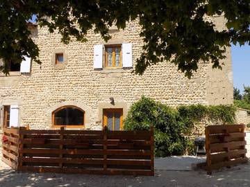 Gîte pour 8 personnes, avec jardin et terrasse à Bourg-lès-Valence