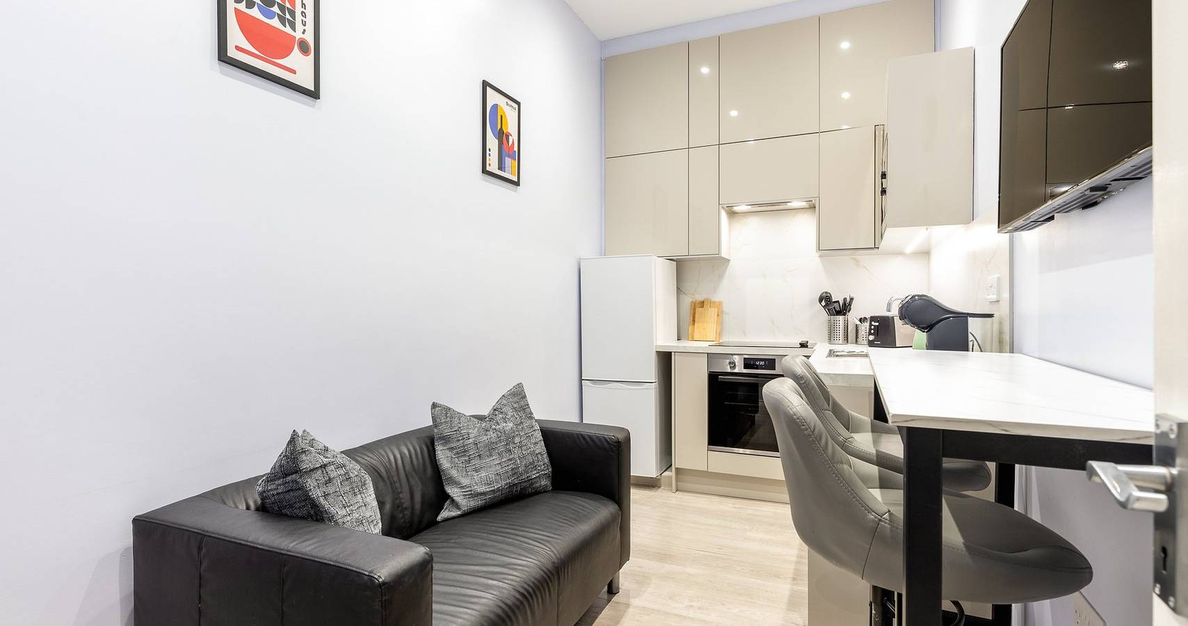 Ganze Wohnung, South Kensington Base Near Hyde Park in Kensington und Chelsea, London