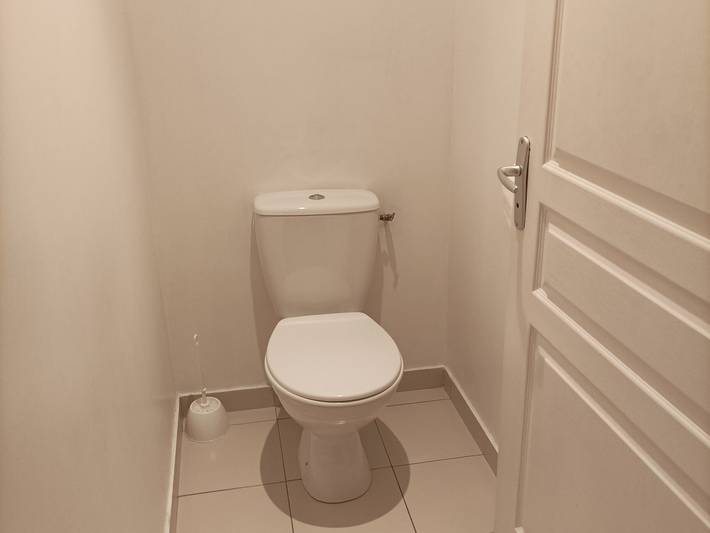Gîte pour 6 personnes, avec sauna et terrasse ainsi que vue et piscine, animaux acceptés à Jausiers - 4