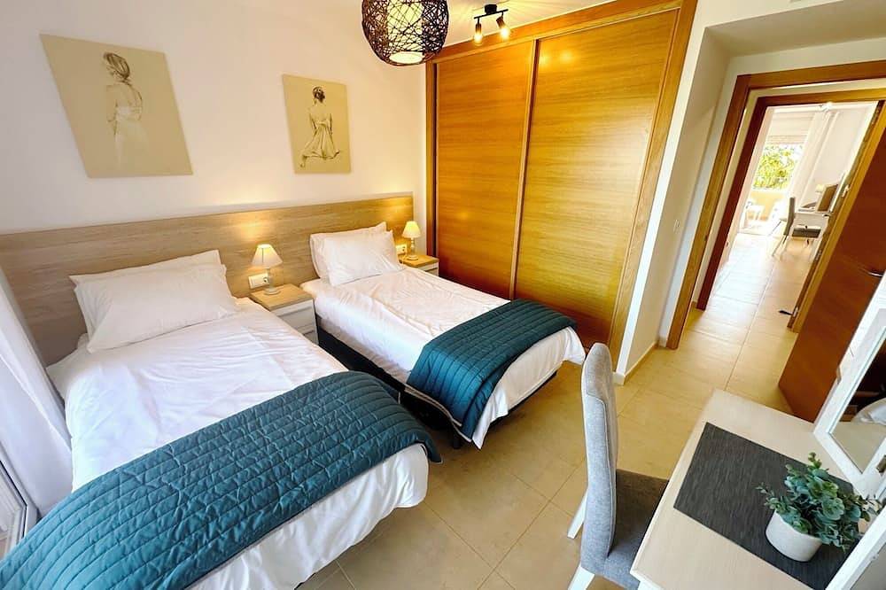 Apartamento entero, Attractive two bedroom and two bathroom apartment on the Mar Menor Golf Resort in Golf Resorts Murcia, Torre-Pacheco