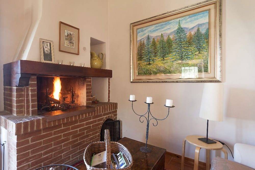Entire apartment, Le Piccole Scalette\"Under the Tuscan Sun\" in Scandicci, Florence Province