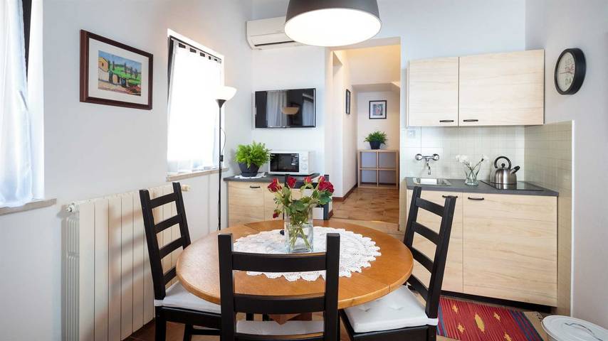 Entire apartment, C52-4 - Two Bedroom Apartment Near Beach in Rovinj, Rovinj region