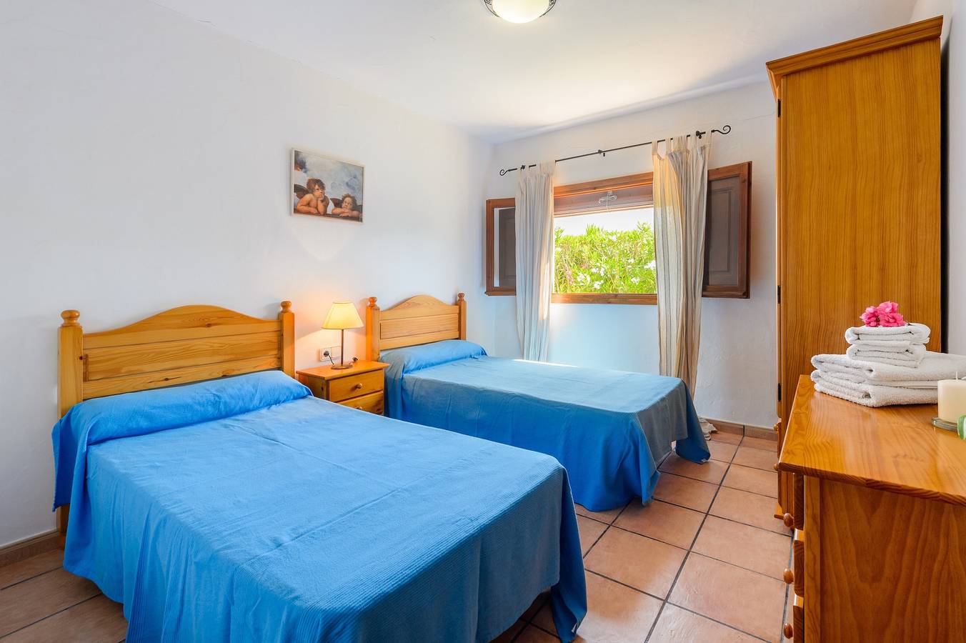 Betoverende Villa "Casa Es Pins" met zwembad, terras, airconditioning & Wi-Fi, foto 13