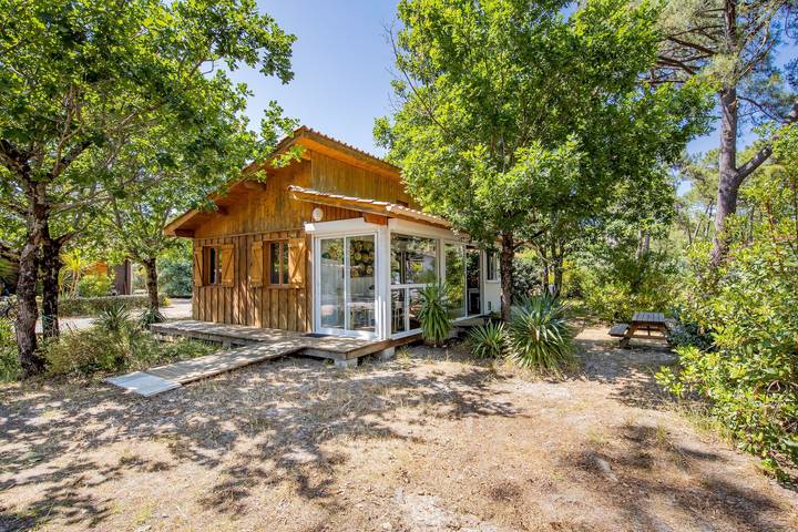 Bungalow pour 6 personnes, avec jardin en Gironde