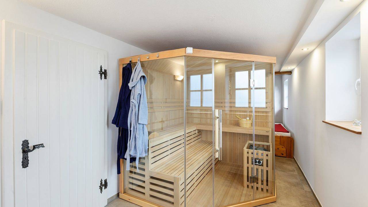 Ganze Ferienwohnung, Ferienwohnung für 8 Personen (160 m²) in Korbach in Korbach, die Mittelgebirge