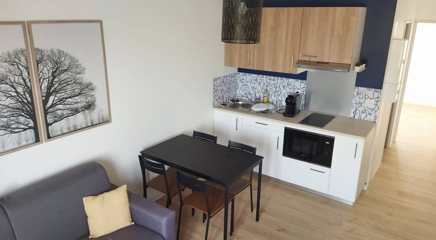 Gîte pour 4 personnes à Chasseneuil-du-Poitou - 2